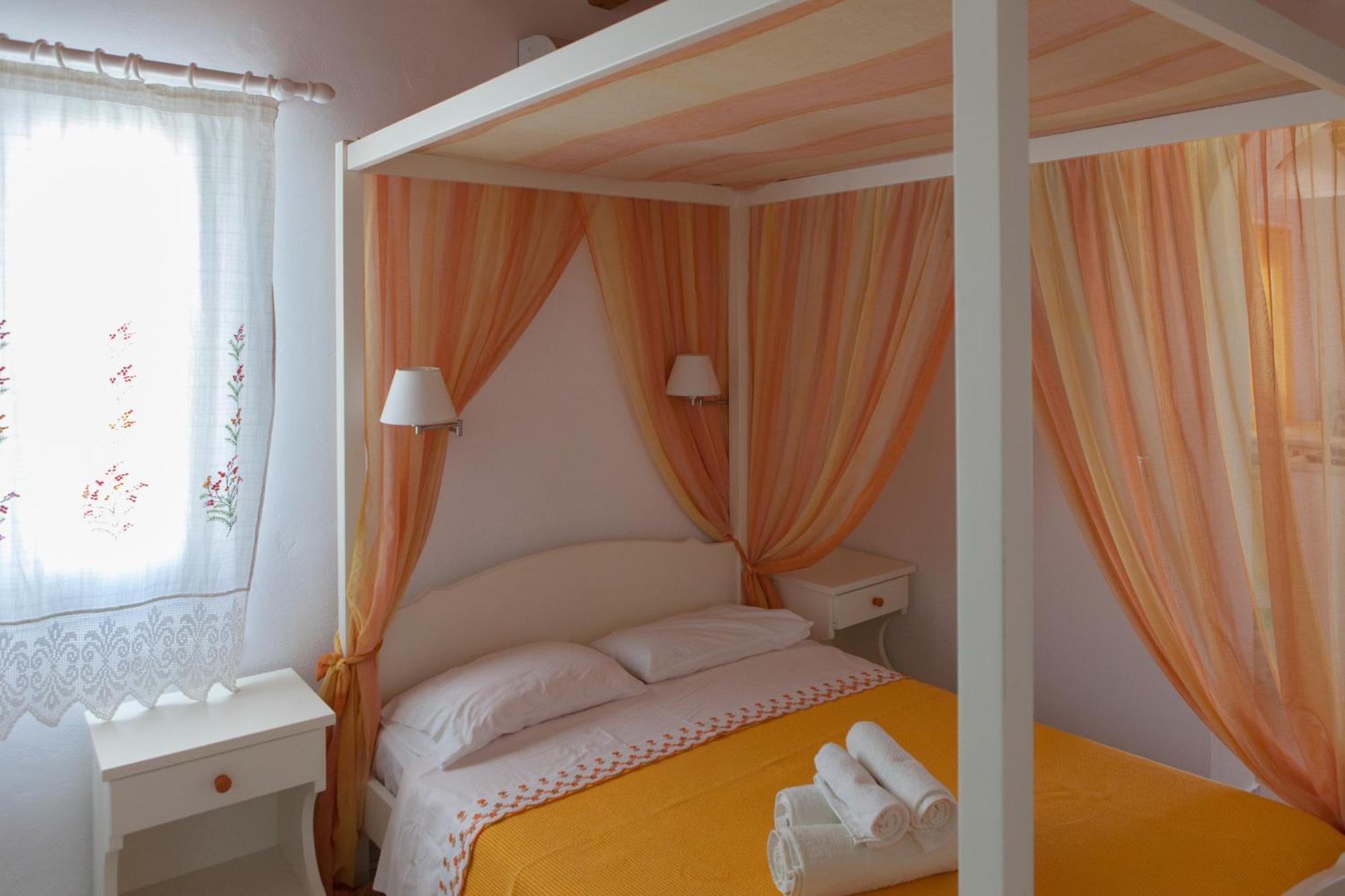 Ergina Summer Resort Antiparos Town Quarto foto